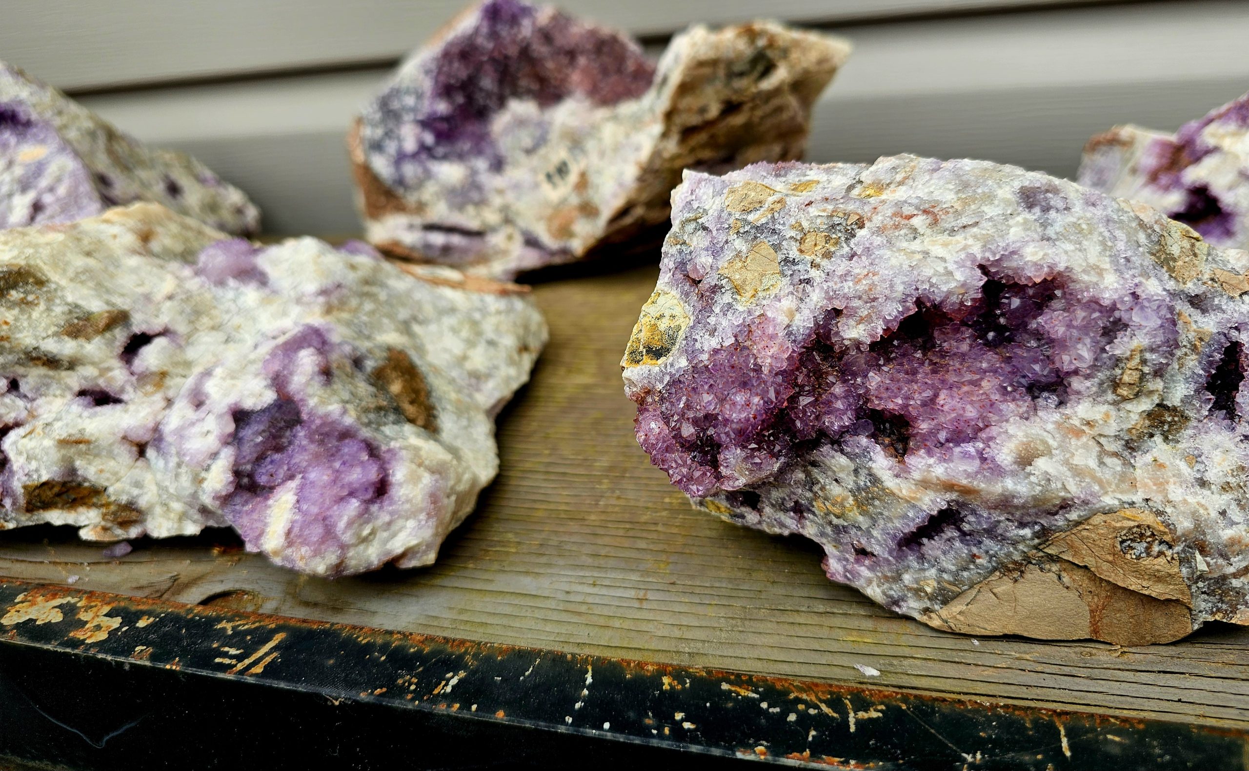 amethyst specimens Diamond Willow Mine near Thunder Bay Ontario